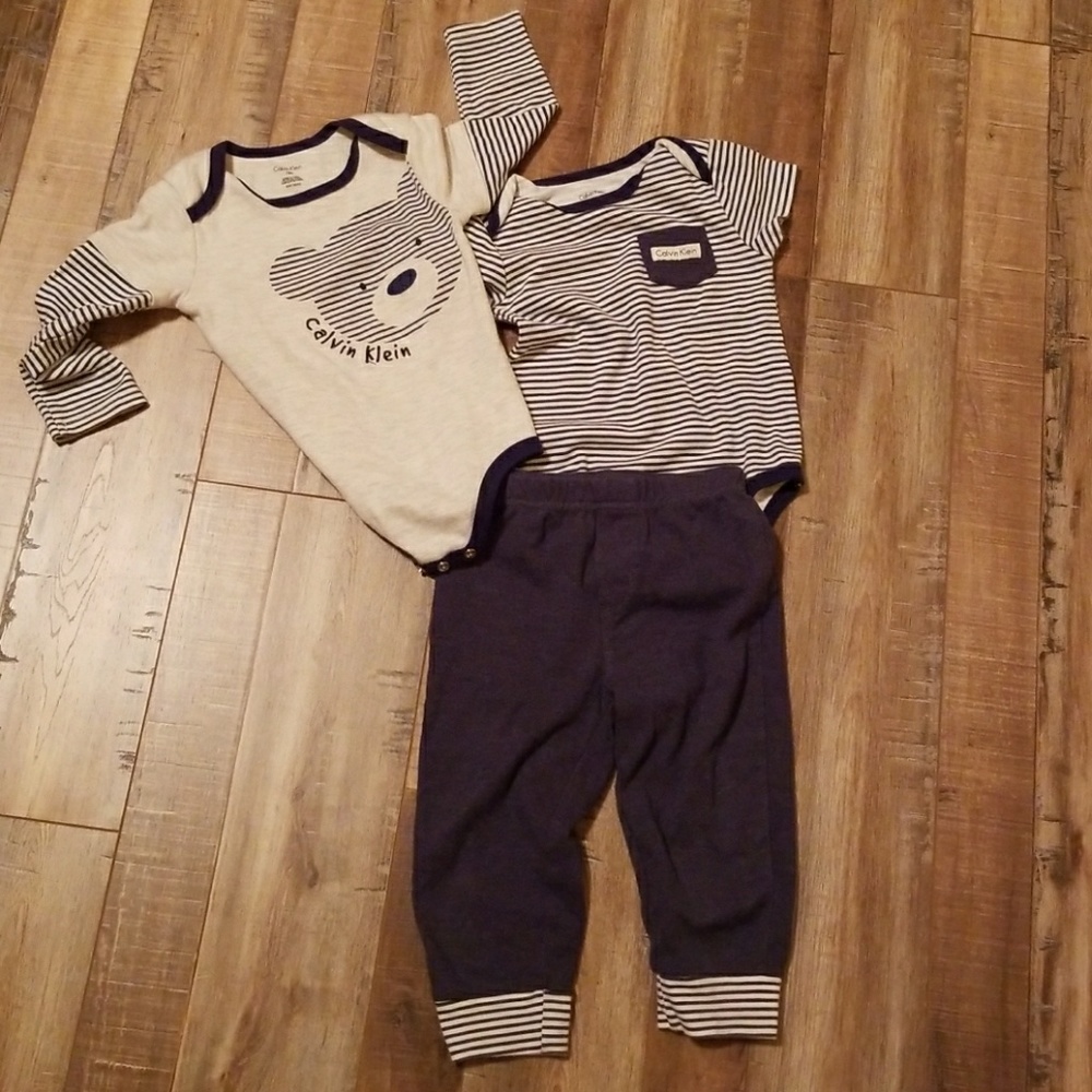baby boy Calvin Klein 3 piece set
